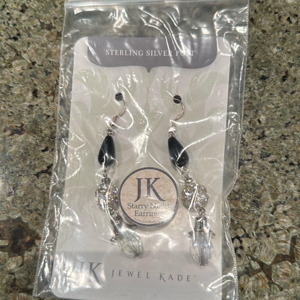 Jewel Kade Earrings 12$